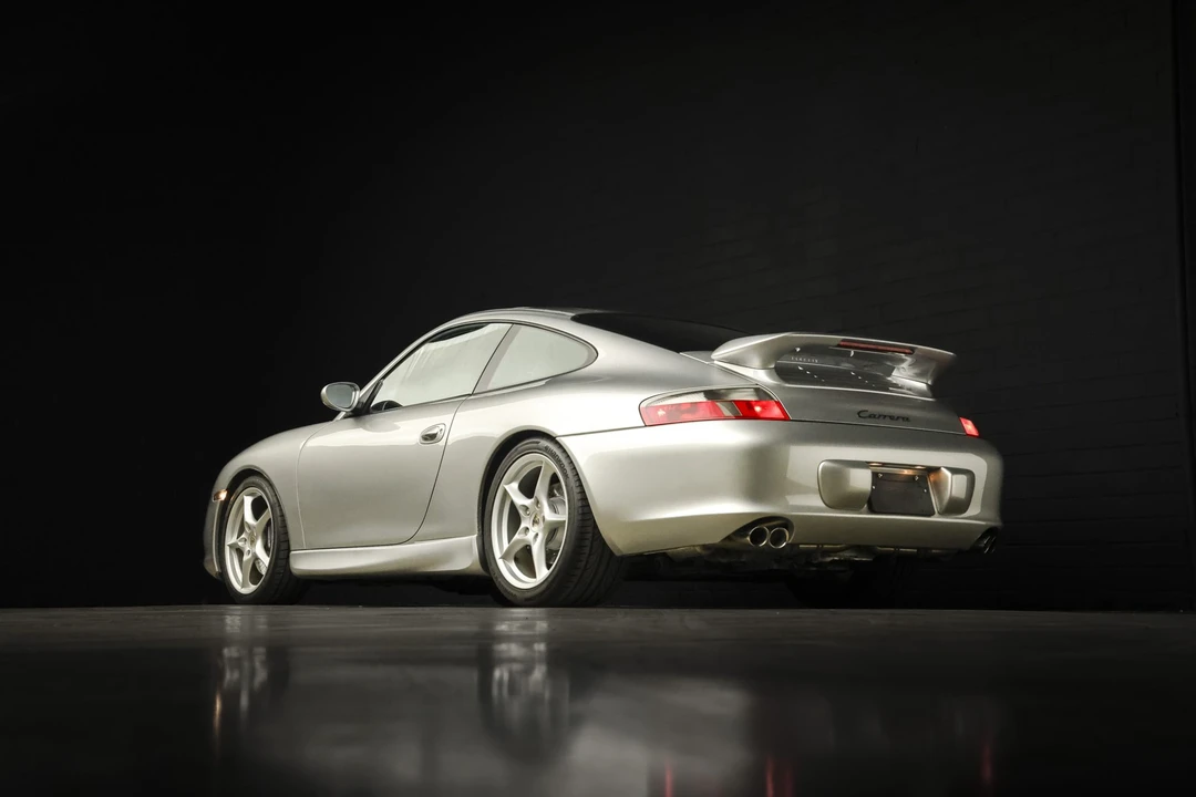 2002 Porsche 996 Carrera - Image 29 of 31