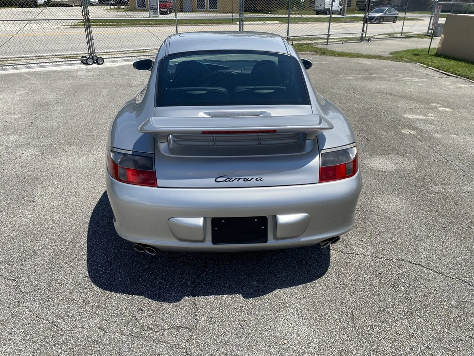 2002 Porsche 996 Carrera - Image 5 of 31