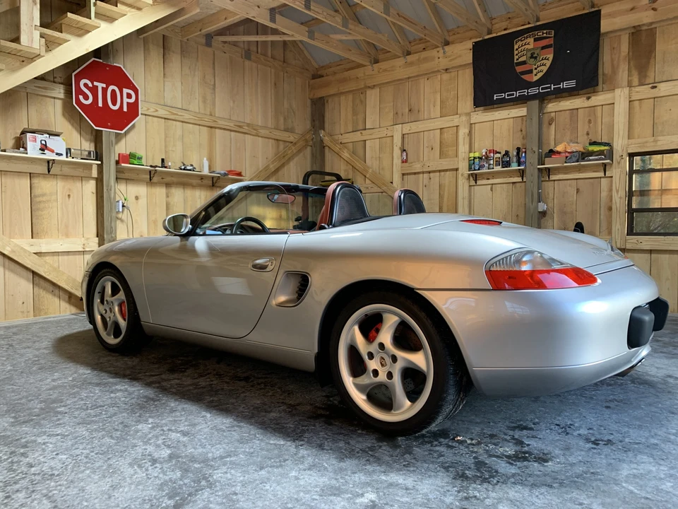 2002 Porsche 986 Boxster S - Image 13 of 31
