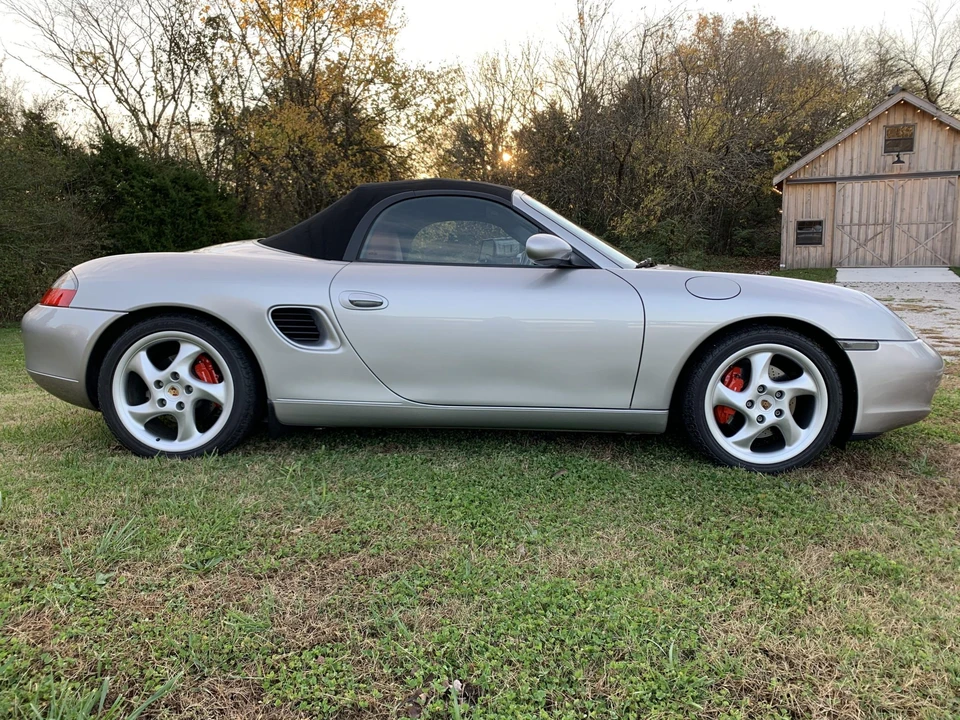 2002 Porsche 986 Boxster S - Image 25 of 31