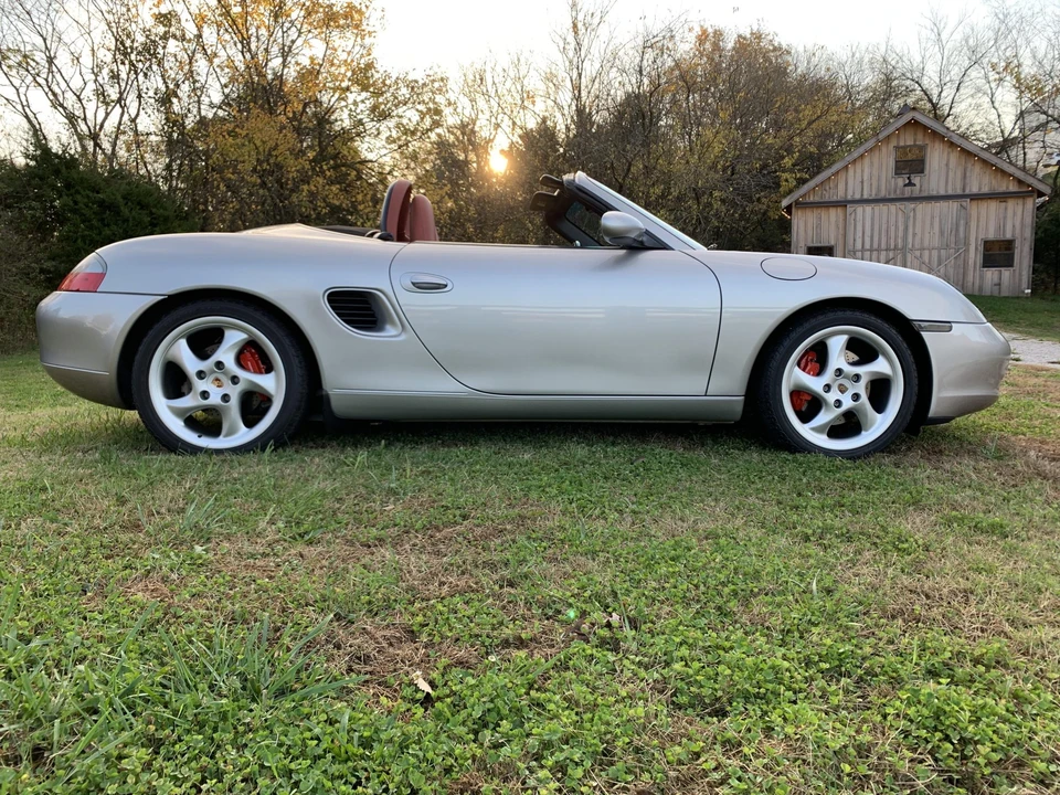 2002 Porsche 986 Boxster S - Image 24 of 31