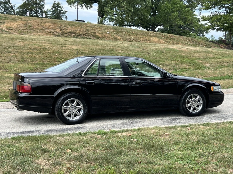 2003 Cadillac Seville - Image 19 of 31