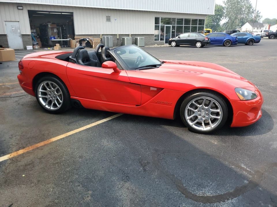 2003 Dodge Viper 3rd Gen - Image 5 of 31