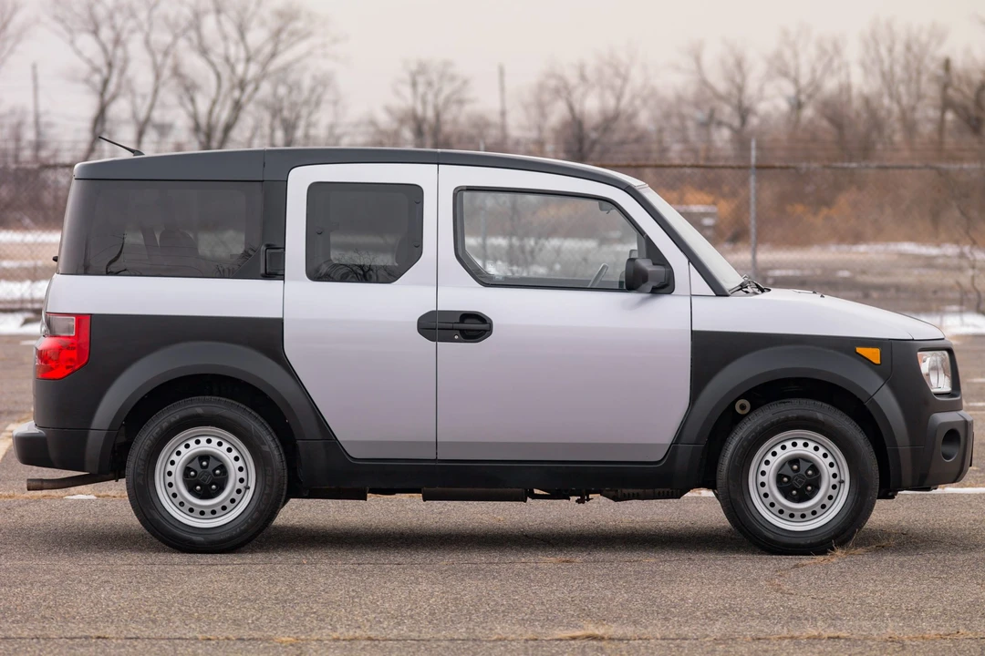 2003 Honda Element - Image 18 of 31