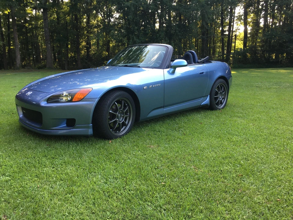 2003 Honda AP1 S2000 - Image 2 of 31