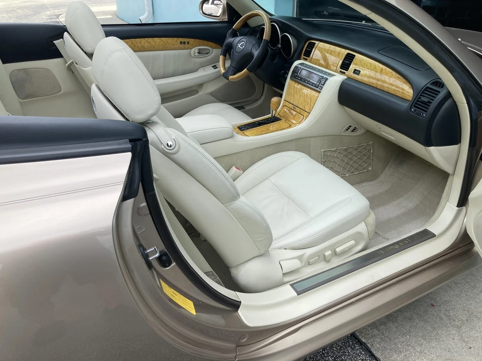 2003 Lexus SC430 - Image 22 of 31
