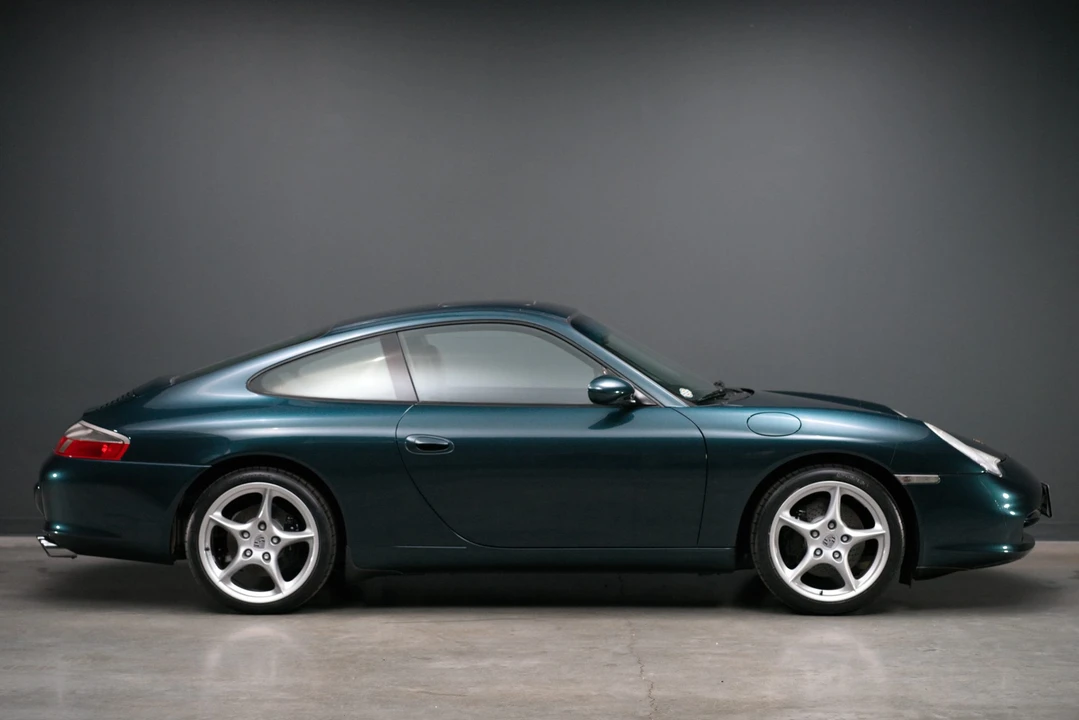 2003 Porsche 996 Carrera - Image 13 of 31