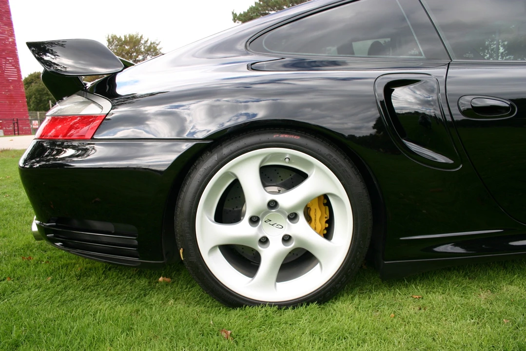 2003 Porsche 996 GT2 - Image 25 of 31