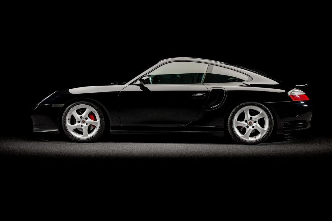 2003 Porsche 996 Turbo - Image 15 of 31