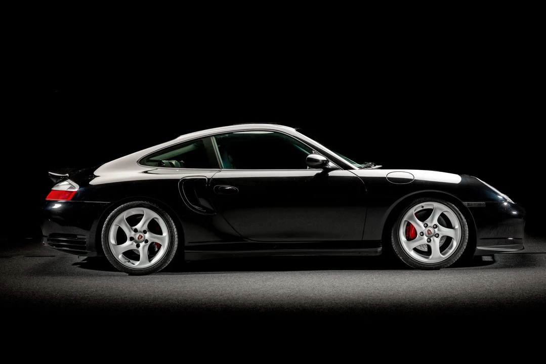 2003 Porsche 996 Turbo - Image 17 of 31