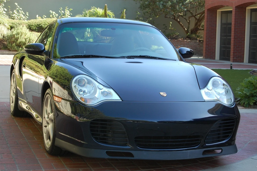 2003 Porsche 996 Turbo - Image 12 of 31