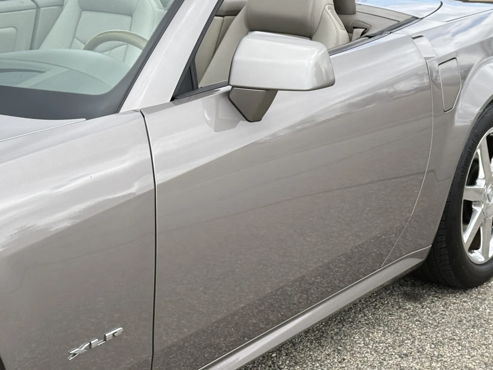 2004 Cadillac XLR - Image 30 of 31