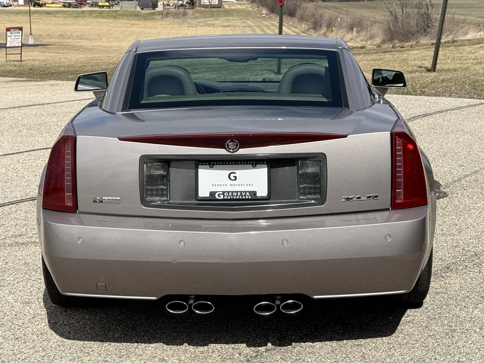 2004 Cadillac XLR - Image 25 of 31