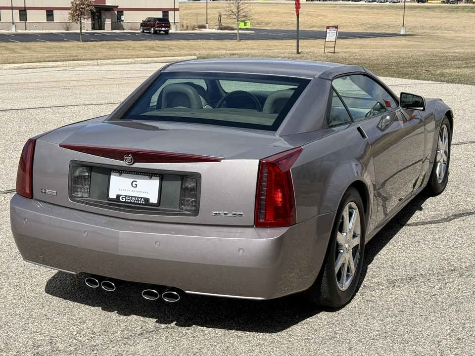 2004 Cadillac XLR - Image 26 of 31