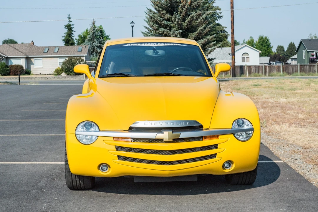 2004 Chevrolet SSR - Image 19 of 31