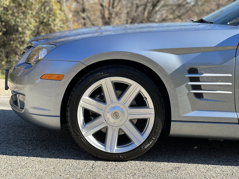 2004 Chrysler Crossfire - Image 21 of 31