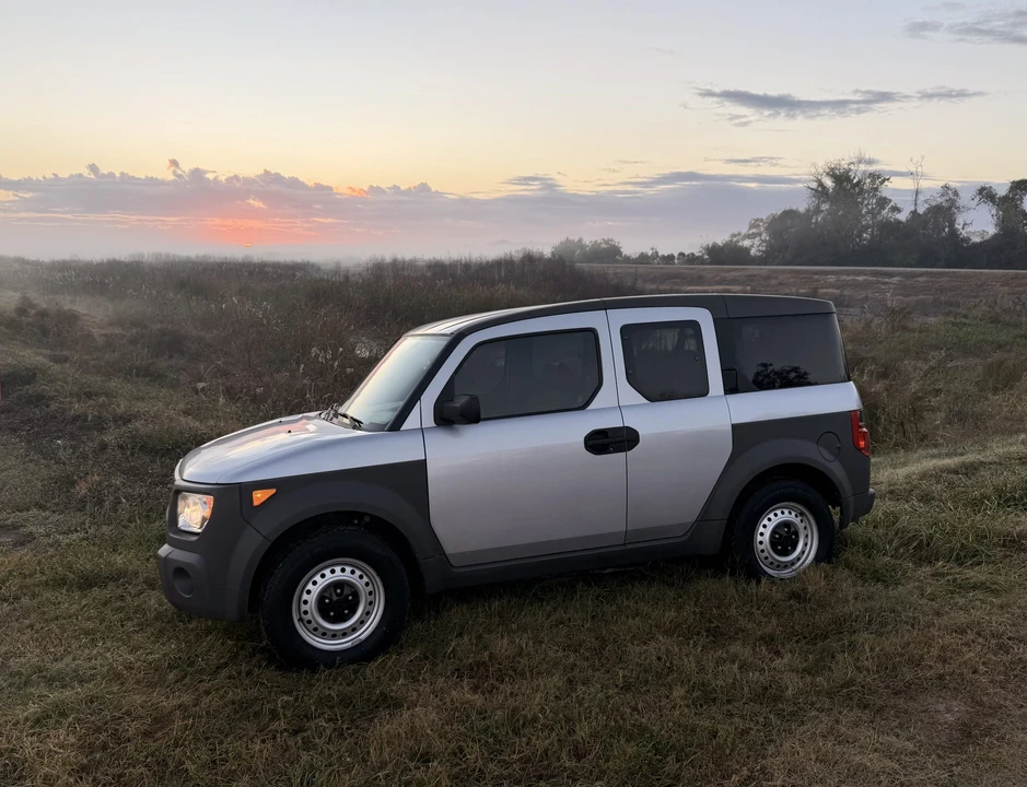 2004 Honda Element - Image 24 of 31