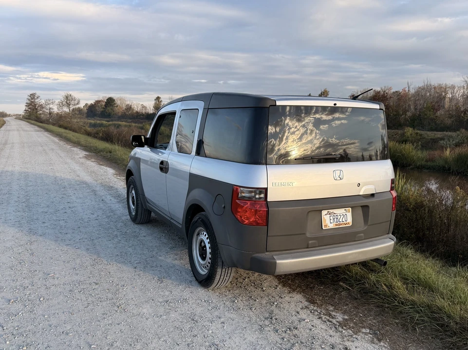 2004 Honda Element - Image 15 of 31