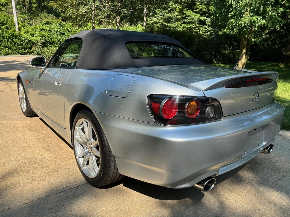 2004 Honda AP2 S2000 - Image 25 of 31