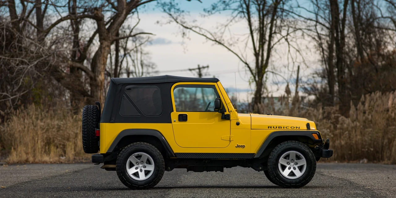 2004 Jeep TJ Wrangler - Image 23 of 31