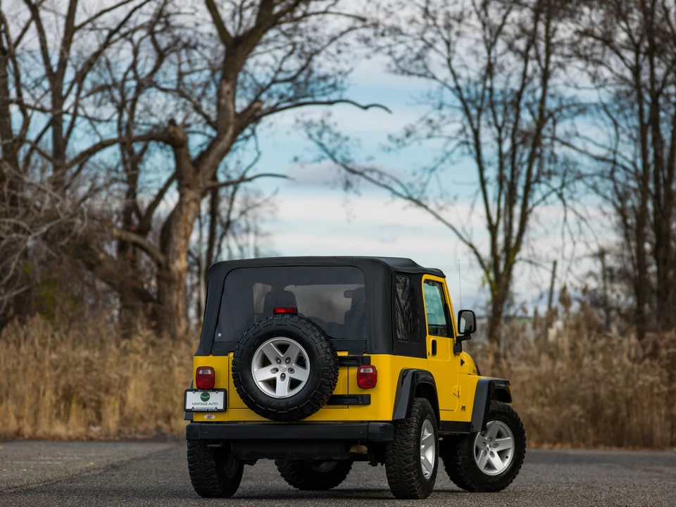 2004 Jeep TJ Wrangler - Image 18 of 31