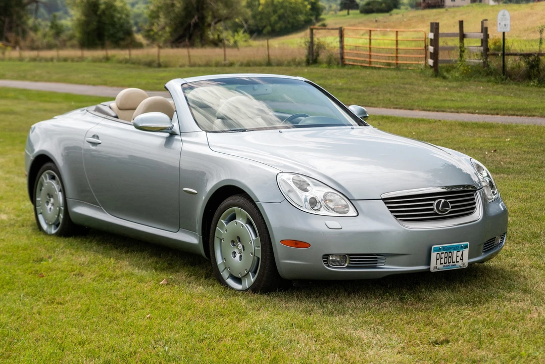 2004 Lexus SC430 - Image 3 of 31