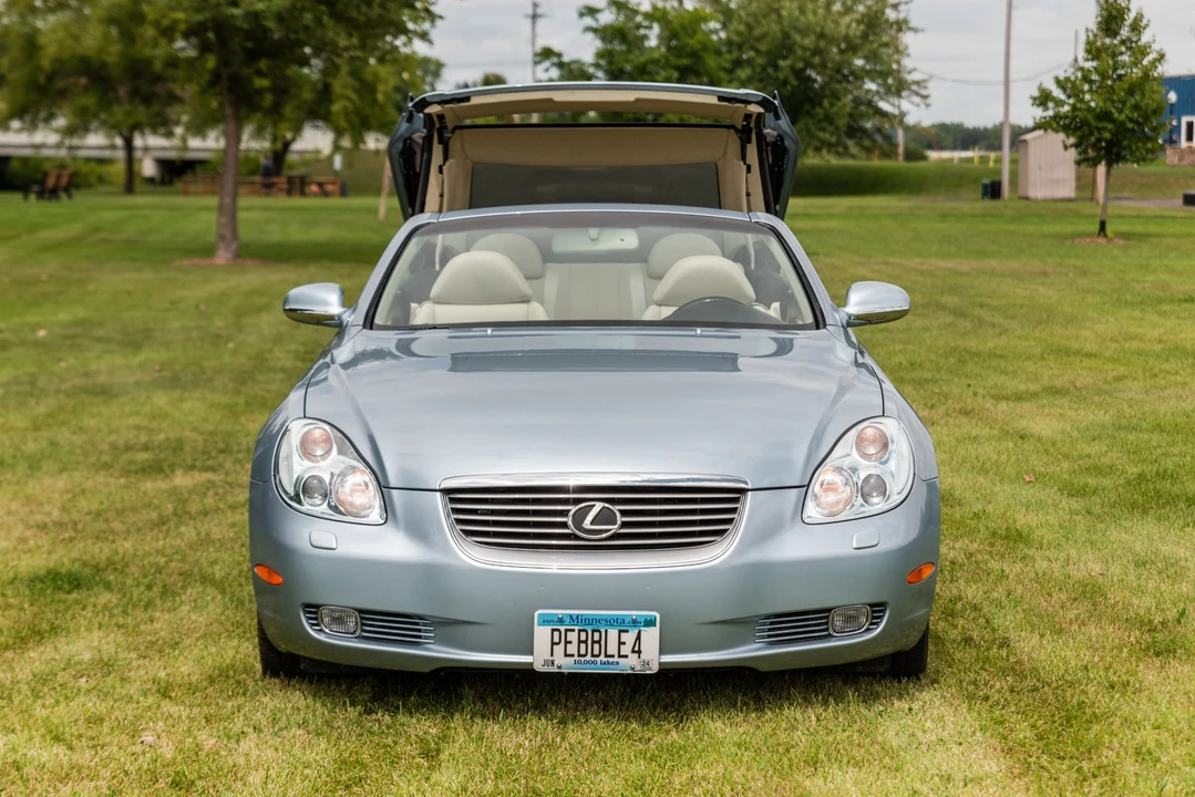 2004 Lexus SC430 - Image 18 of 31