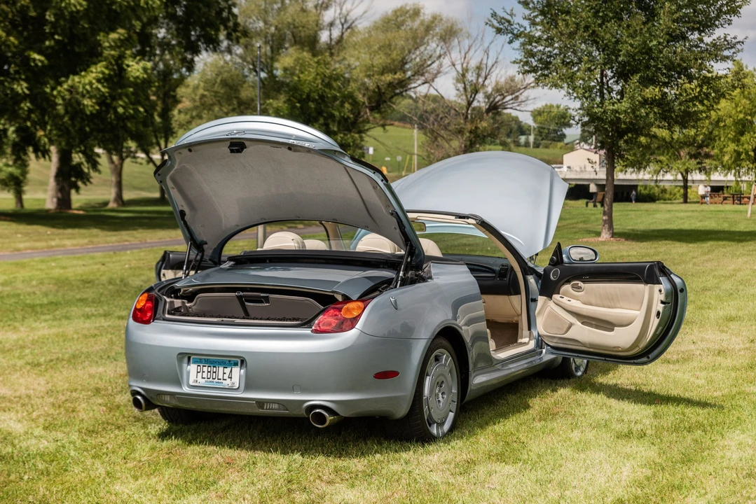 2004 Lexus SC430 - Image 29 of 31