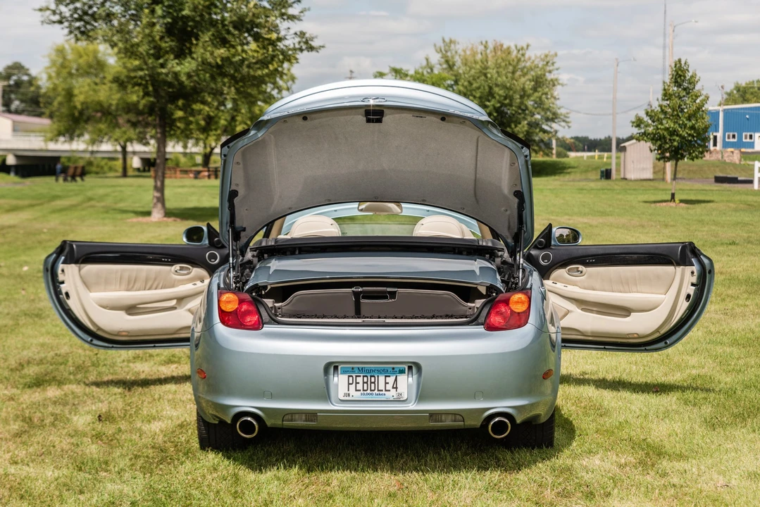 2004 Lexus SC430 - Image 30 of 31