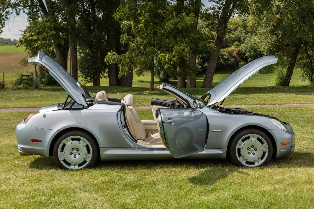 2004 Lexus SC430 - Image 28 of 31