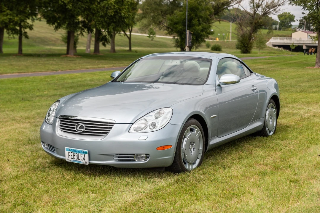 2004 Lexus SC430 - Image 9 of 31