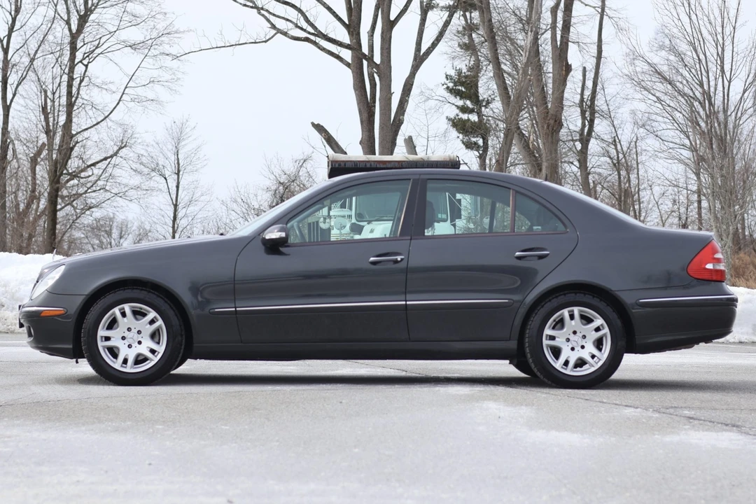2004 Mercedes-Benz W211 E-Class - Image 3 of 8