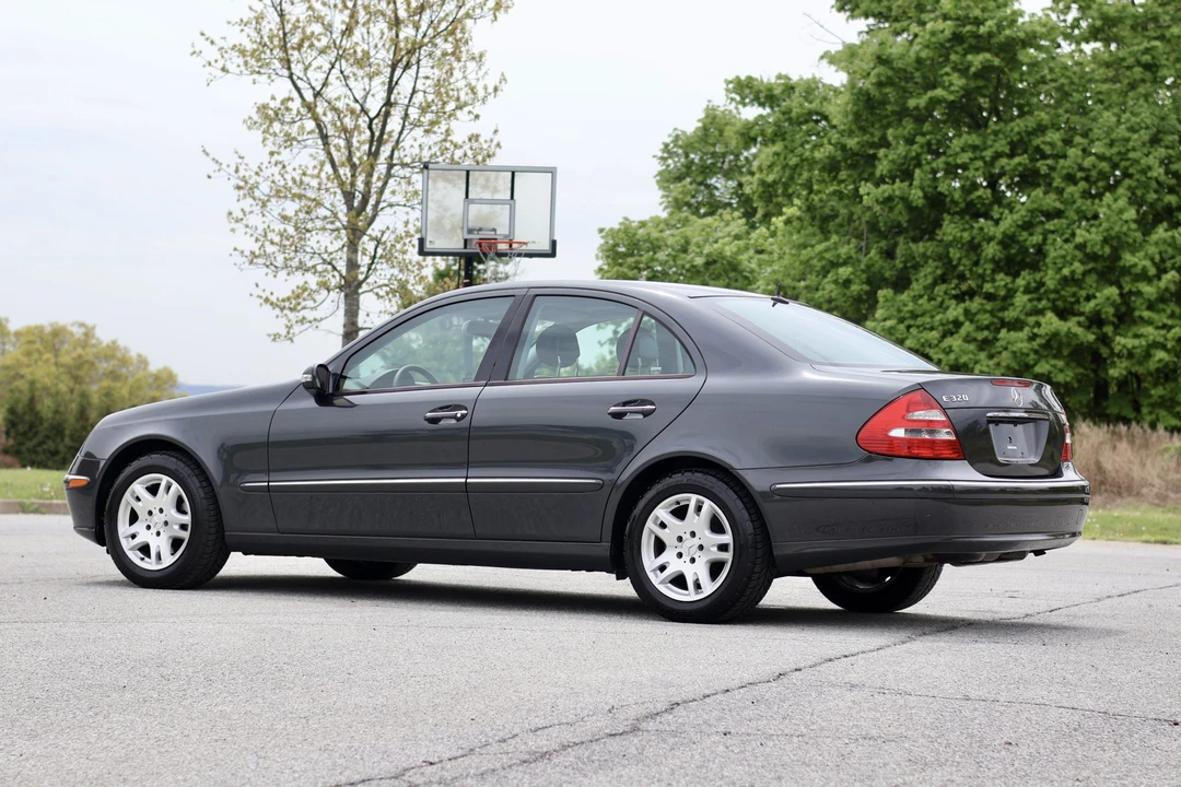 2004 Mercedes-Benz W211 E-Class - Image 17 of 31