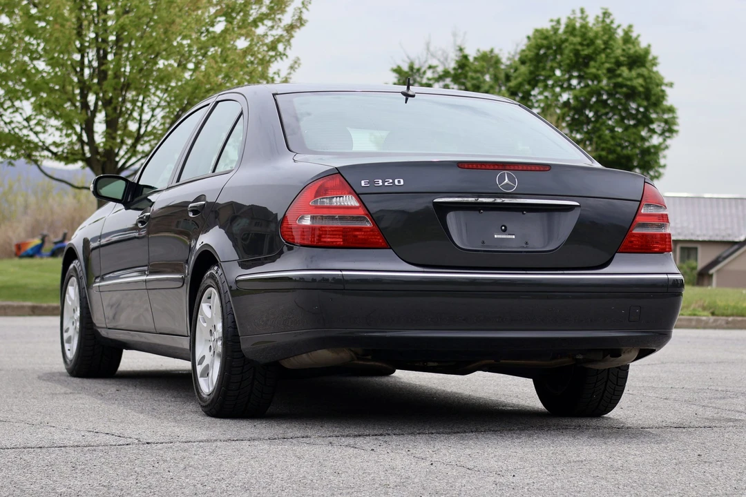 2004 Mercedes-Benz W211 E-Class - Image 15 of 31