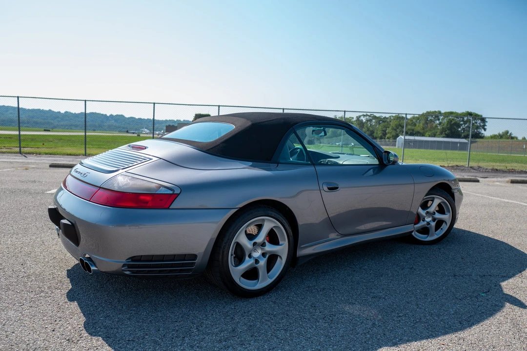 2004 Porsche 996 Carrera 4S - Image 9 of 31