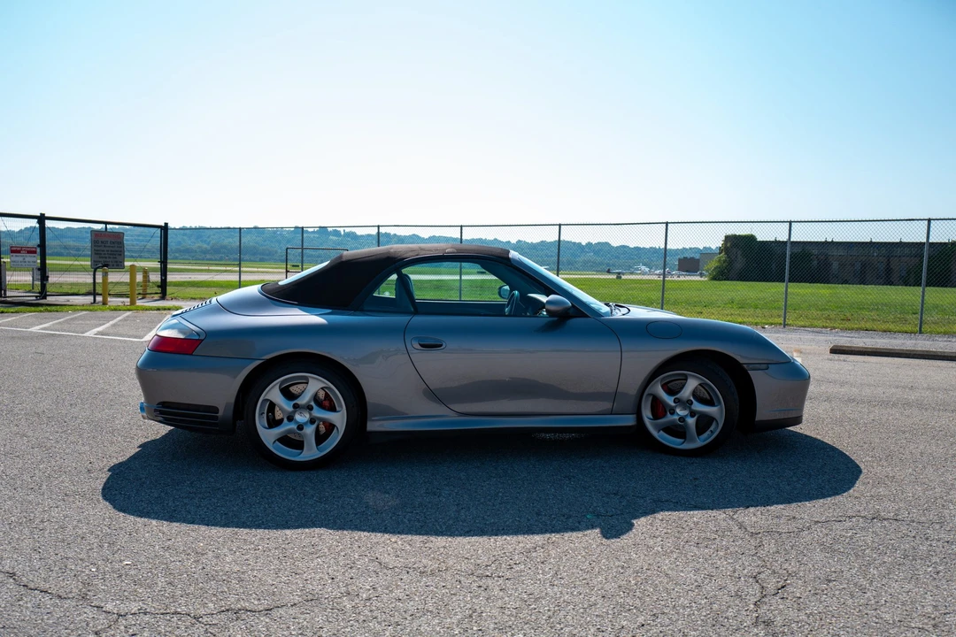 2004 Porsche 996 Carrera 4S - Image 10 of 31
