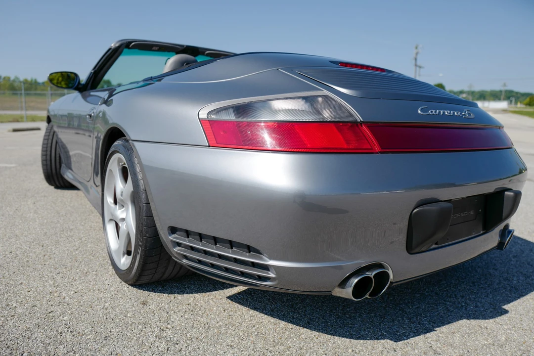2004 Porsche 996 Carrera 4S - Image 17 of 31