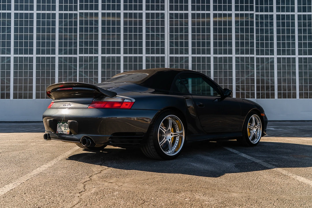 2004 Porsche 996 Turbo - Image 25 of 31