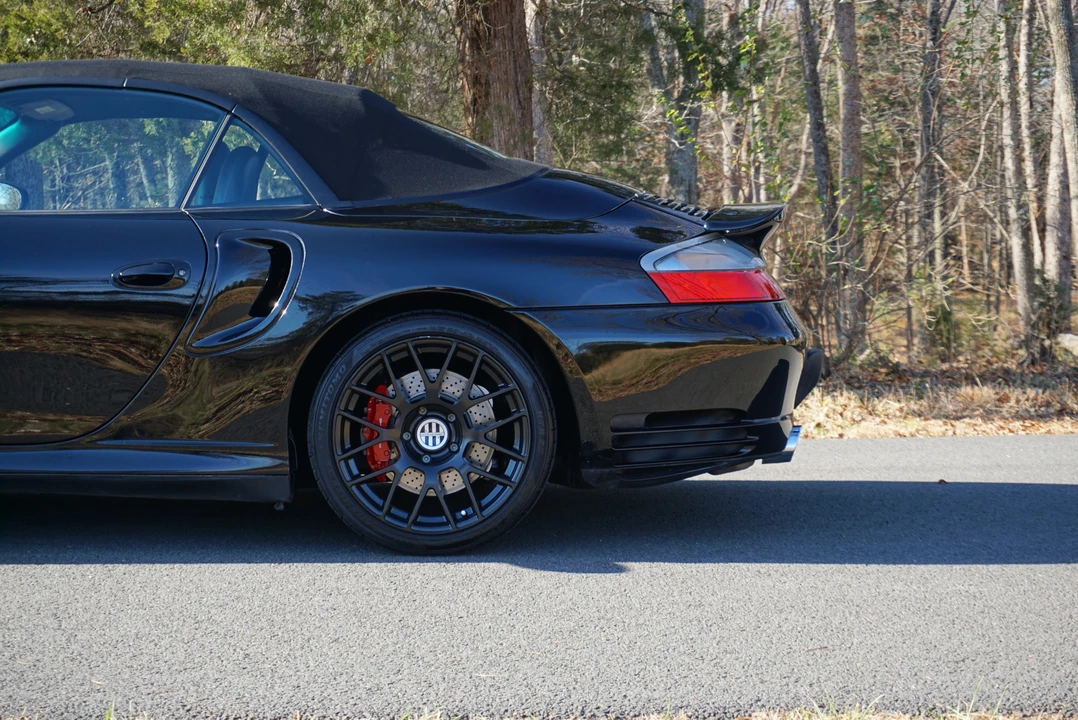 2004 Porsche 996 Turbo - Image 15 of 31