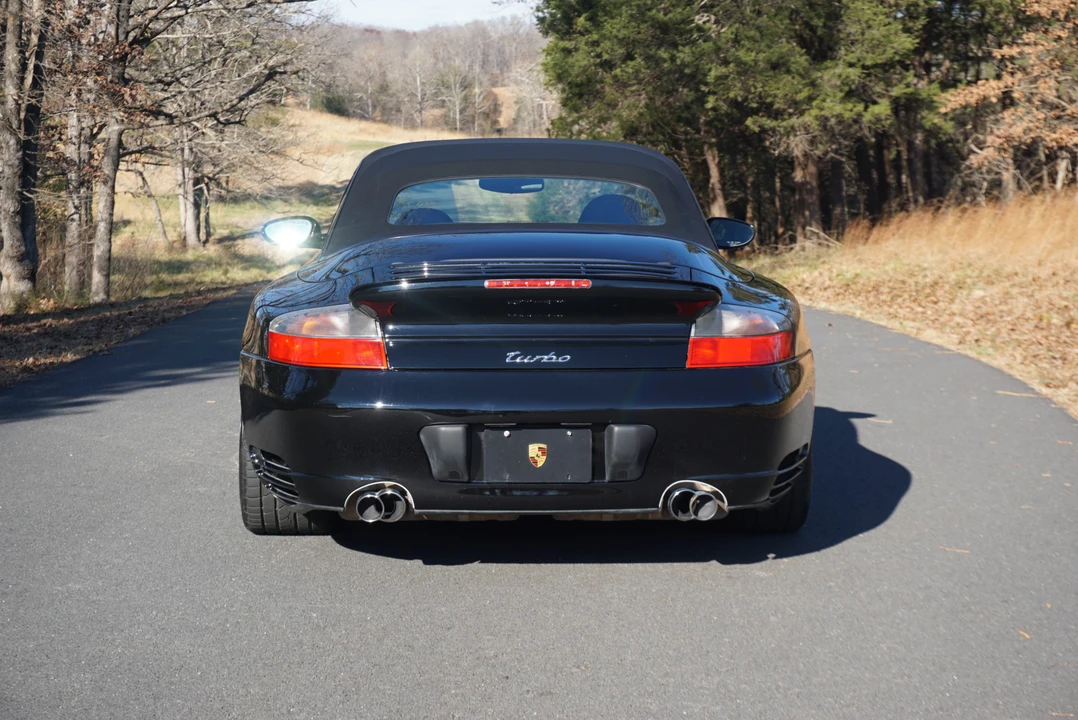 2004 Porsche 996 Turbo - Image 24 of 31
