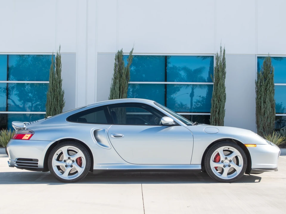 2004 Porsche 996 Turbo - Image 7 of 31