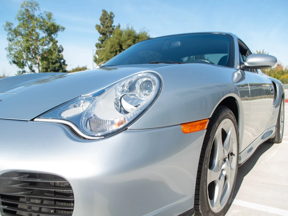 2004 Porsche 996 Turbo - Image 13 of 31