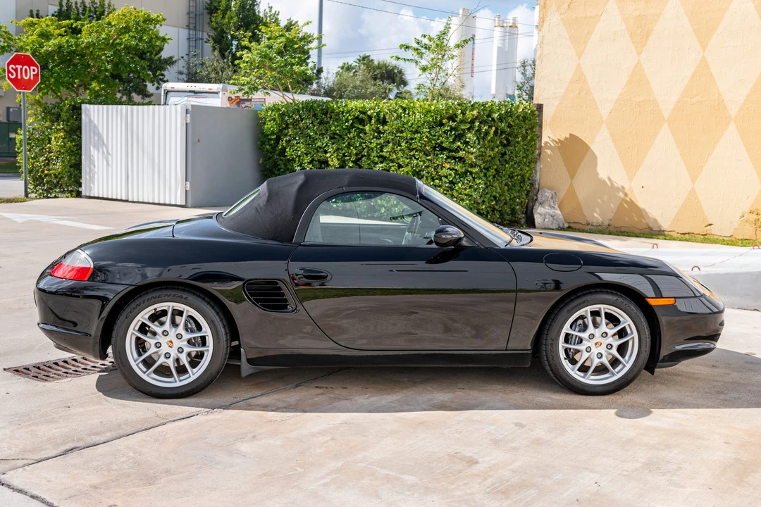 2004 Porsche 986 Boxster - Image 13 of 31