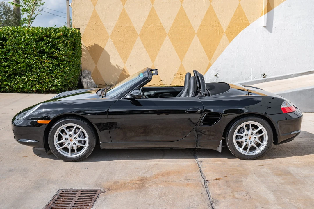 2004 Porsche 986 Boxster - Image 9 of 31