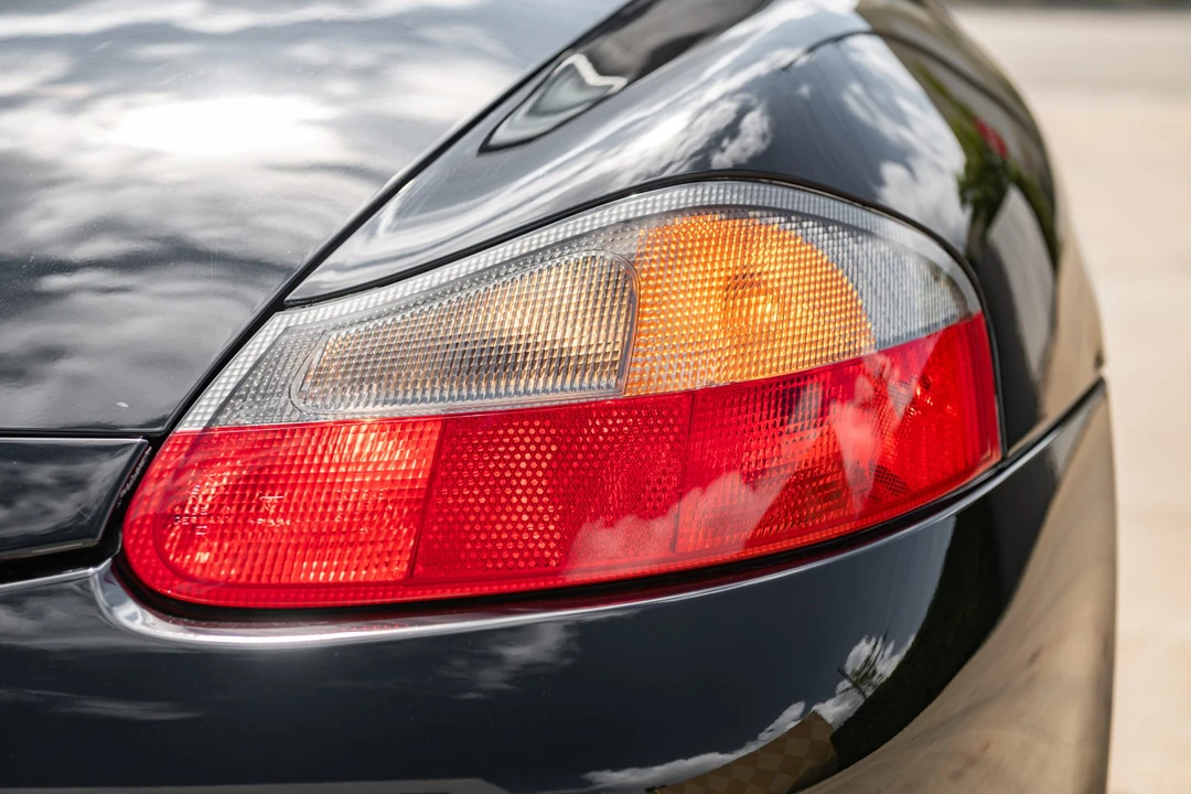 2004 Porsche 986 Boxster - Image 26 of 31
