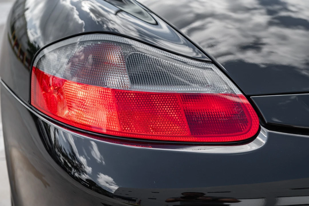 2004 Porsche 986 Boxster - Image 23 of 31