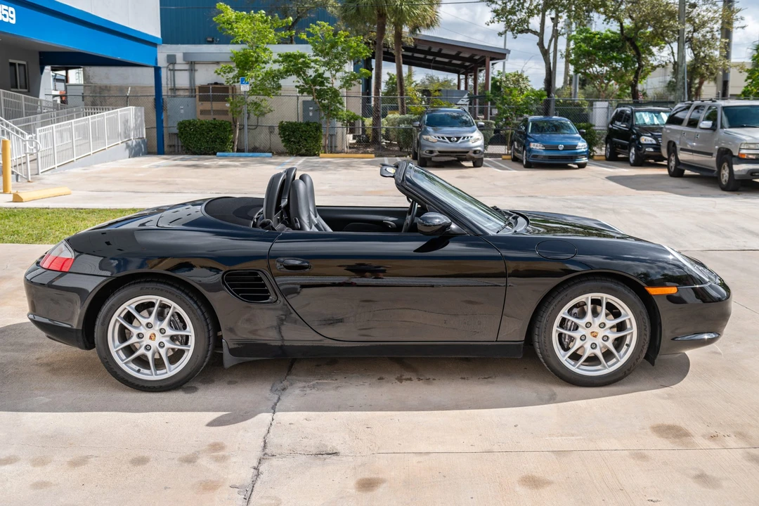 2004 Porsche 986 Boxster - Image 5 of 31