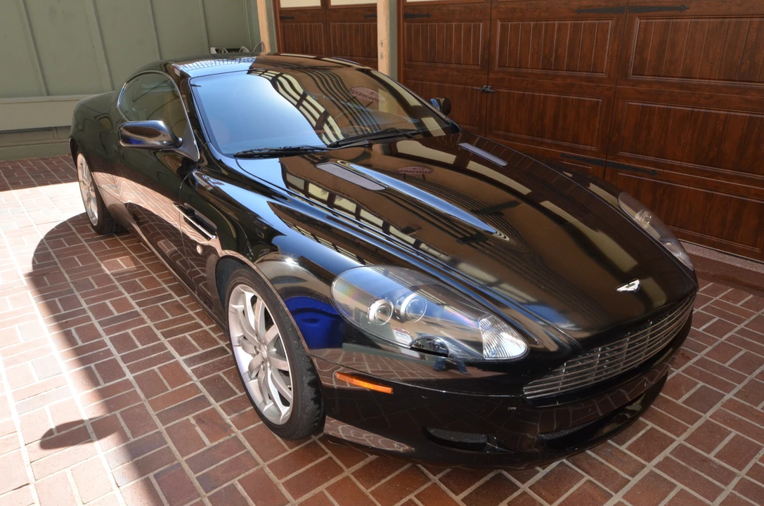 2005 Aston Martin DB9 - Image 11 of 31
