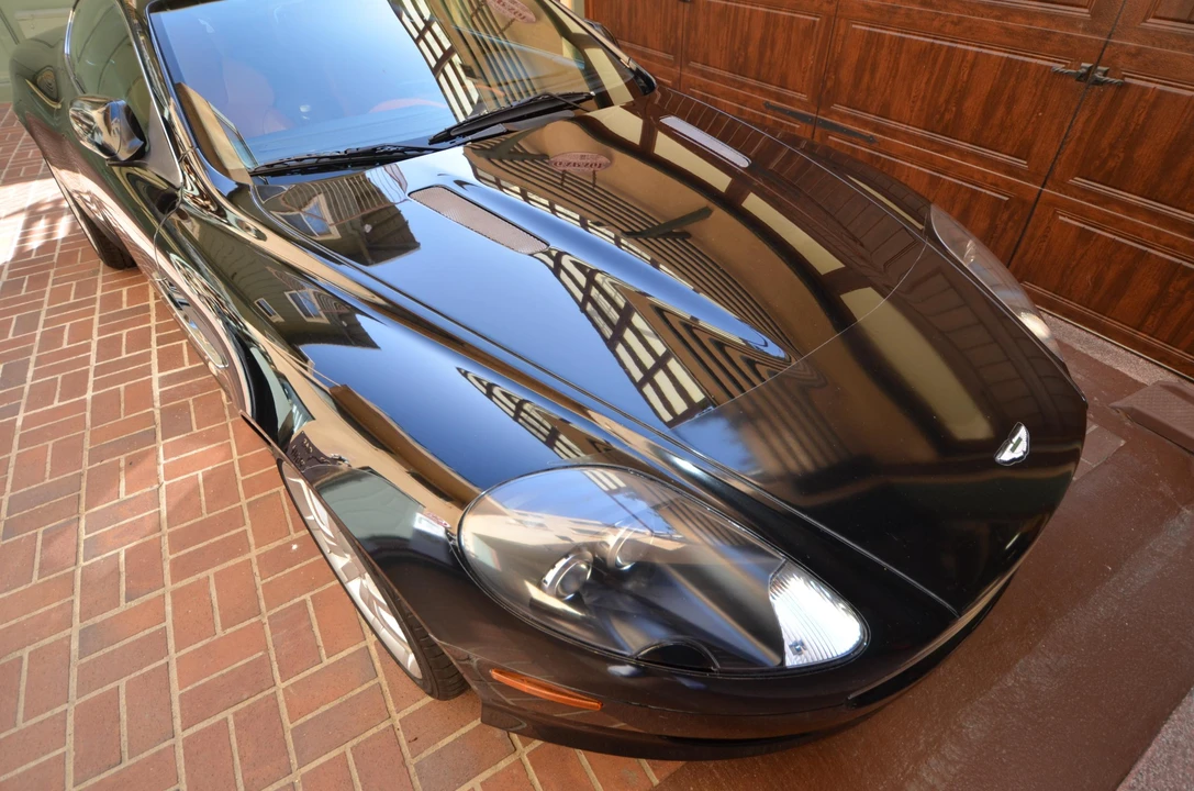 2005 Aston Martin DB9 - Image 16 of 31