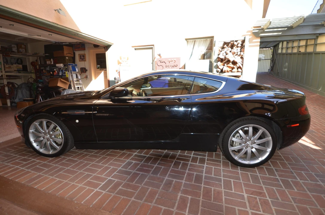 2005 Aston Martin DB9 - Image 4 of 31